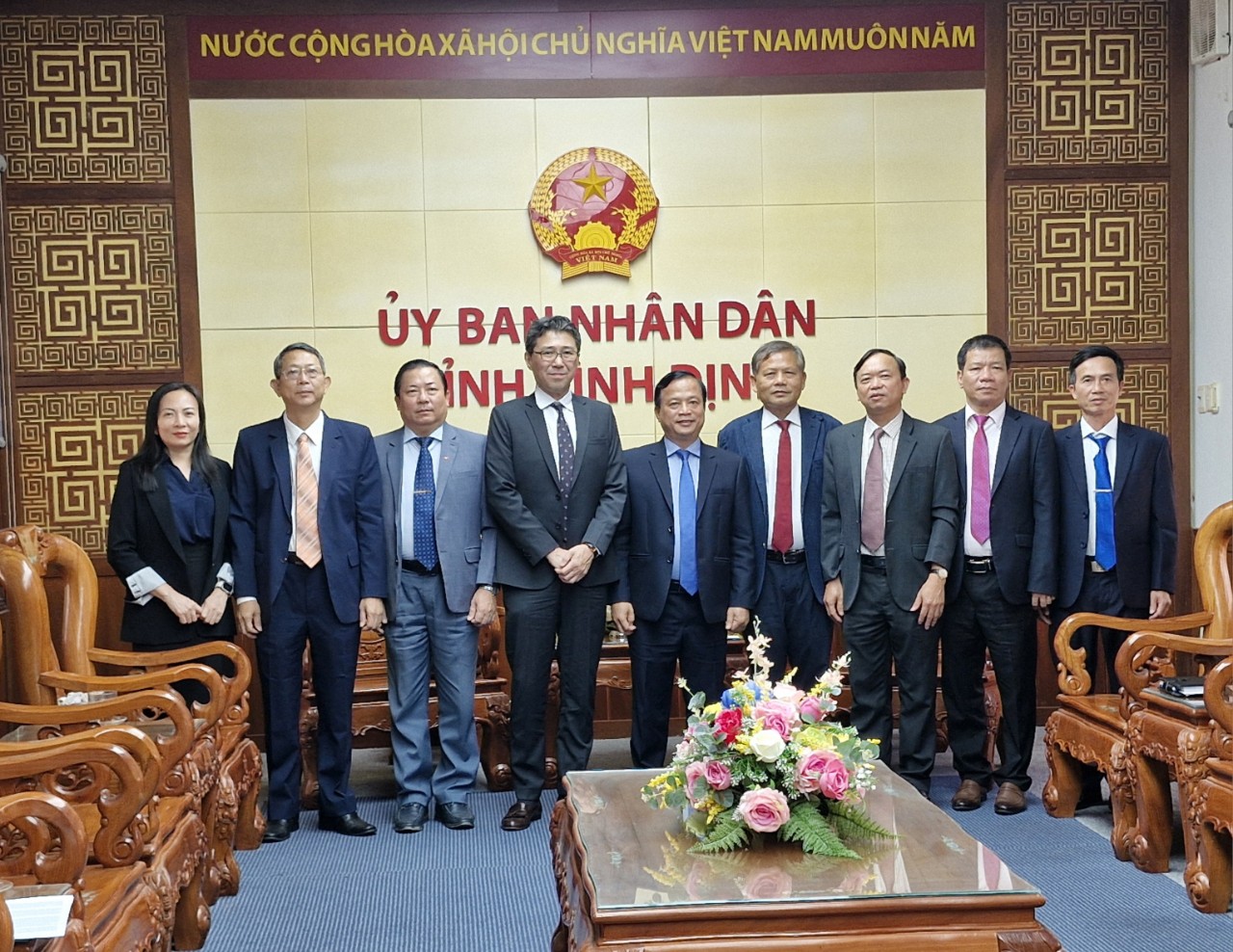 Permanent Vice Chairman of Provincial People's Committee Nguyen Tuan Thanh receives new Consul General of Japan in Da Nang