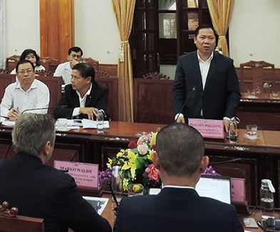 Chủ tịch UBND tỉnh Nguyễn Phi Long tiếp Tập đoàn PNE về đầu tư Dự án điện gió ngoài khơi
